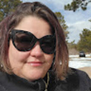 Meet your Posher, Janelle